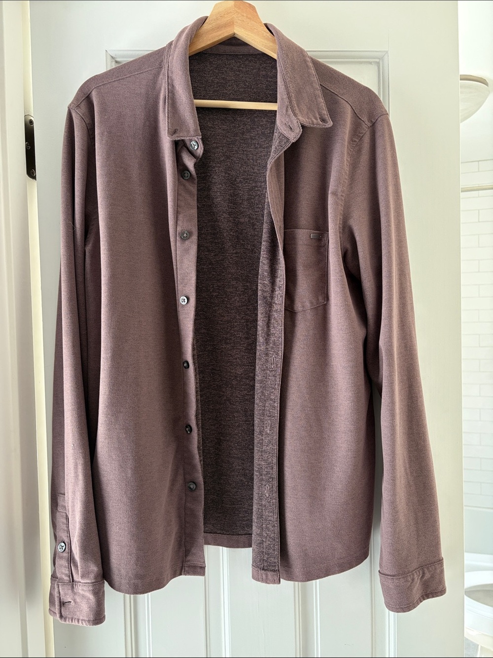 Vuori Men's Lightweight Shirt Jacket in Mauve